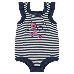 Barboteuse rayée en tricot avec badges et broderies 