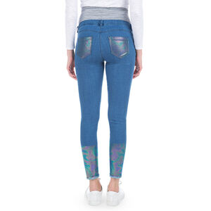 Jeans de grossesse 7/8ème avec enduction effet arc-en-ciel 