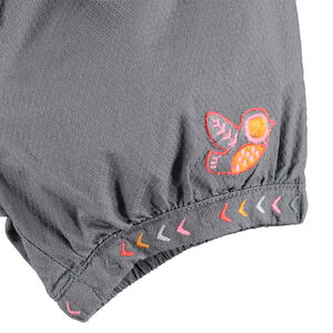 Short en coton fantaisie avec broderies contrastées 