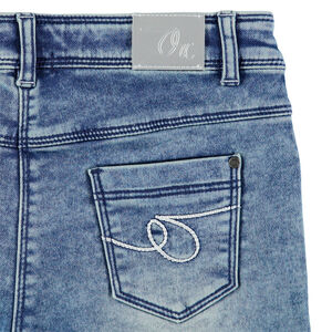 Short en jean effet used finitions franges 