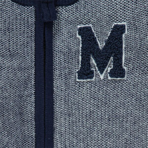 Gilet en tricot avec lettre en bouclette patchée 