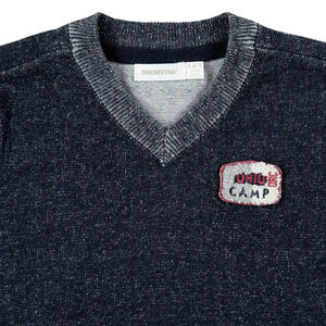 Pull en tricot chiné avec badge sur la poitrine 