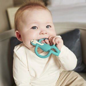 Mordeur bébé éléphant 
