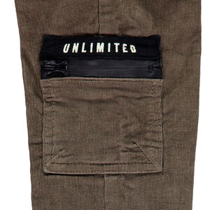 Pantalon en velours milleraies avec poches zippées  