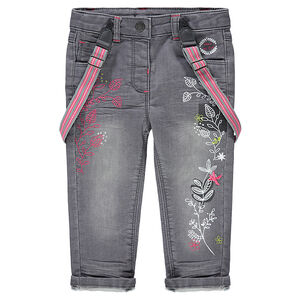 Jeans effet used et crinkle avec bretelles amovibles et motifs floraux 