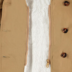 Trench couleur sable doublé sherpa avec broderies fantaisie 