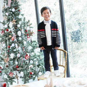 Chemise manches longues à rayures et noeud papillon à chevrons 