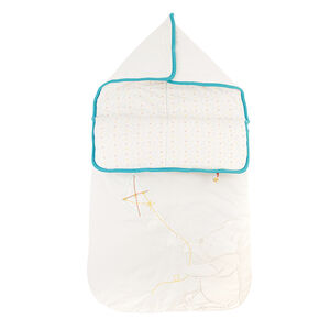 Nid d'ange ouatiné Disney avec patch Winnie 