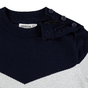 Pull en tricot à bandes et jeux de mailles 
