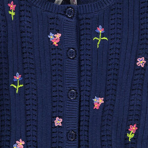 Gilet en maille ajourée et fleurs brodées 