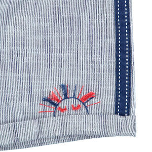 Short en maille mélangée avec bandes appliquées et broderie 