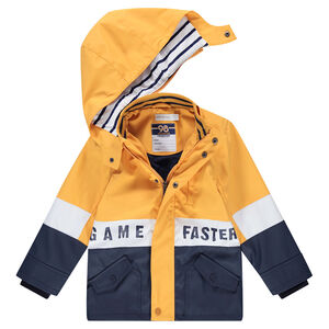 Parka en gomme tricolore avec inscriptions printées et doublure jersey 