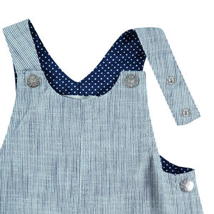 Robe salopette sans manches avec poches et cils brodés 