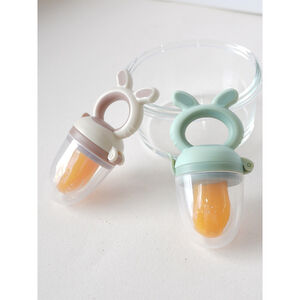 Grignoteur de fruits 4-en-1 Jade 