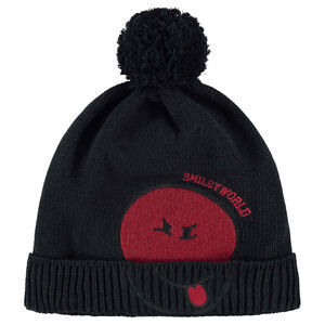 Bonnet en tricot avec pompon et patch Smiley en feutrine 