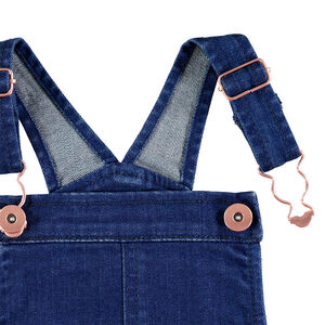 Robe salopette en jeans effet used avec motifs brodés 