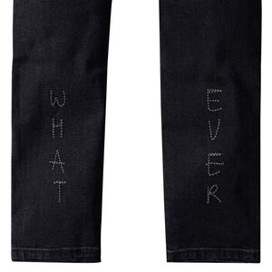 Jean effet used avec broderies au dos  