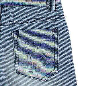 Bermuda effet used à fines rayures all-over 