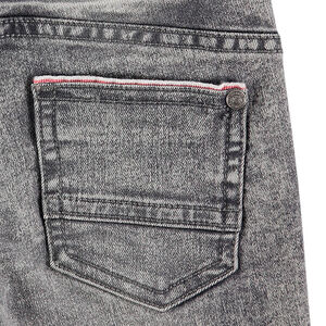 Jeans coupe skinny effet used et crinkle 