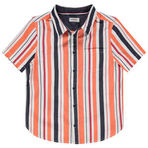 Chemise manches courtes à rayures verticales et poche 