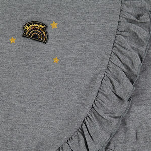 Tee-shirt manches longues en jersey avec volants et badge fantaisie 