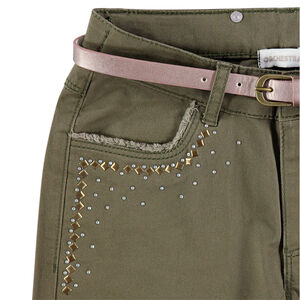 Pantalon kaki slim avec clous fantaisie et ceinture irisée 
