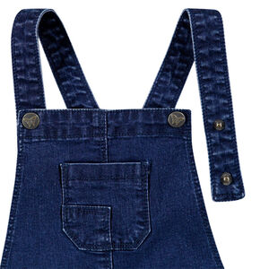 Salopette short en jeans effet used avec papillons brodés 