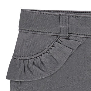 Short en twill avec empiècements volantés 