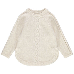 Pull en tricot torsadé à pans arrondis 