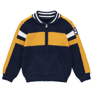 Gilet en tricot ottoman avec rayures contrastées et chiffres patchés 