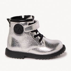 Bottines argentées à badge cœurs fille 