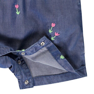 Combishort + charlotte en toile brodée de fleurs pour bébé fille 
