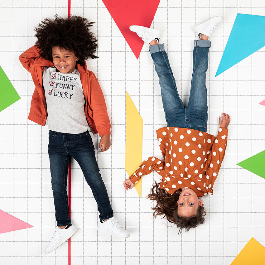 Tunique manches longues à pois blancs et volants 