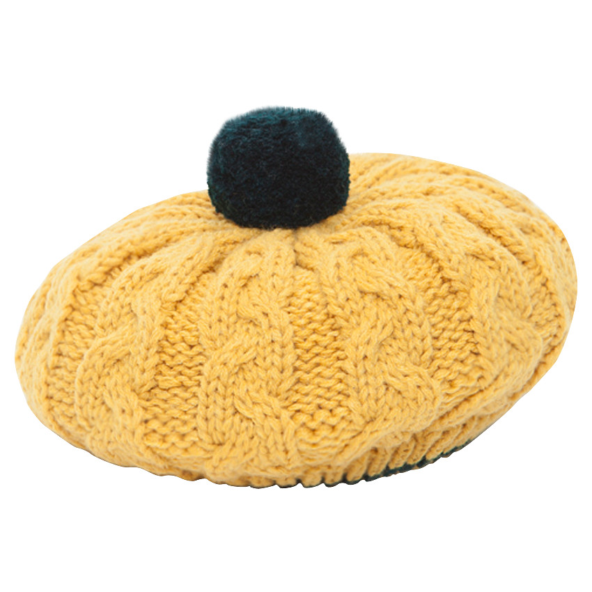 Béret en tricot avec pompon 