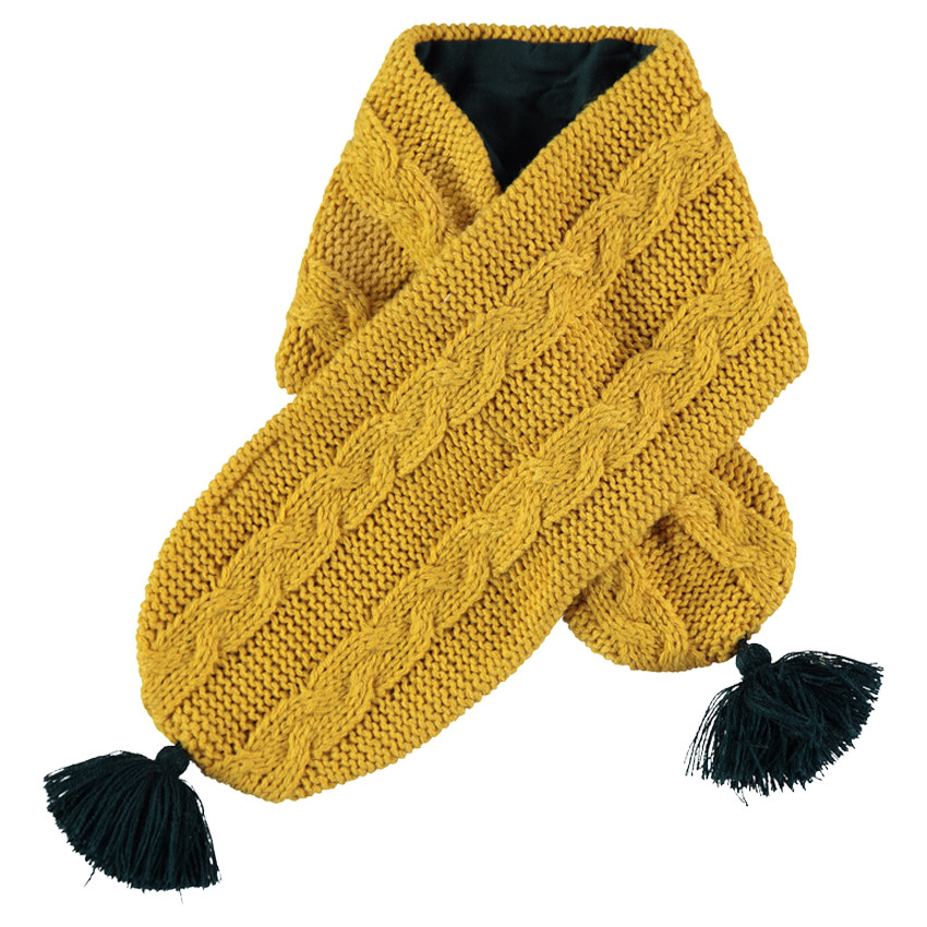 Écharpe en tricot avec pompons 