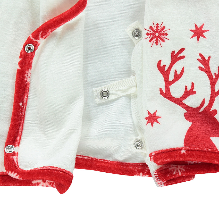 Pyjama en velours spécial Noël de la naissance au 3 mois 