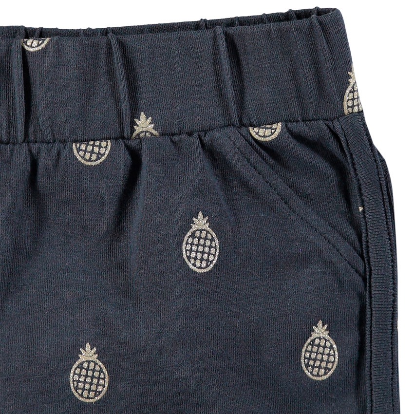 Ensemble avec tee-shirt à manches volantées et short à ananas pailletés 