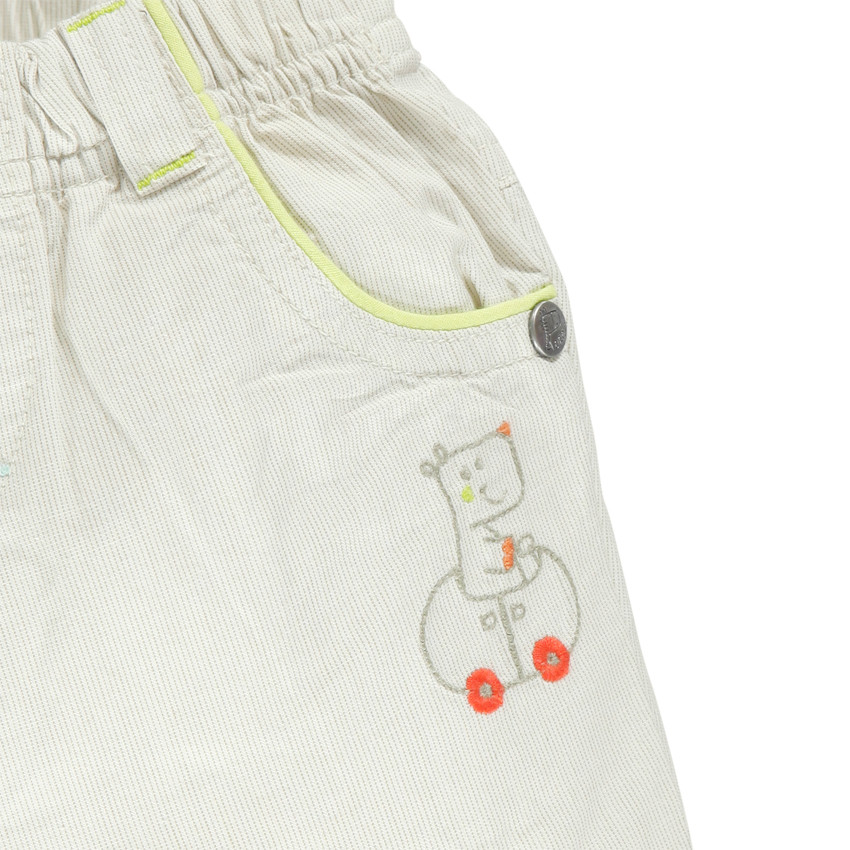 Bermuda en coton avec broderies et éléphant printé au dos 