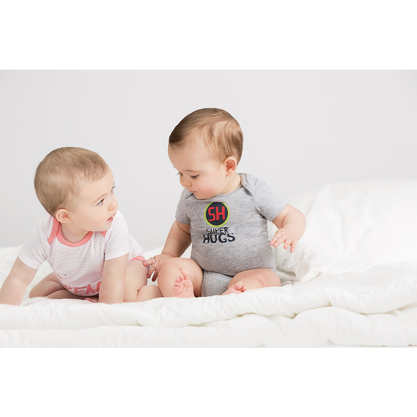 Lot de 5 bodies manches courtes en jersey avec messages et motifs printés 