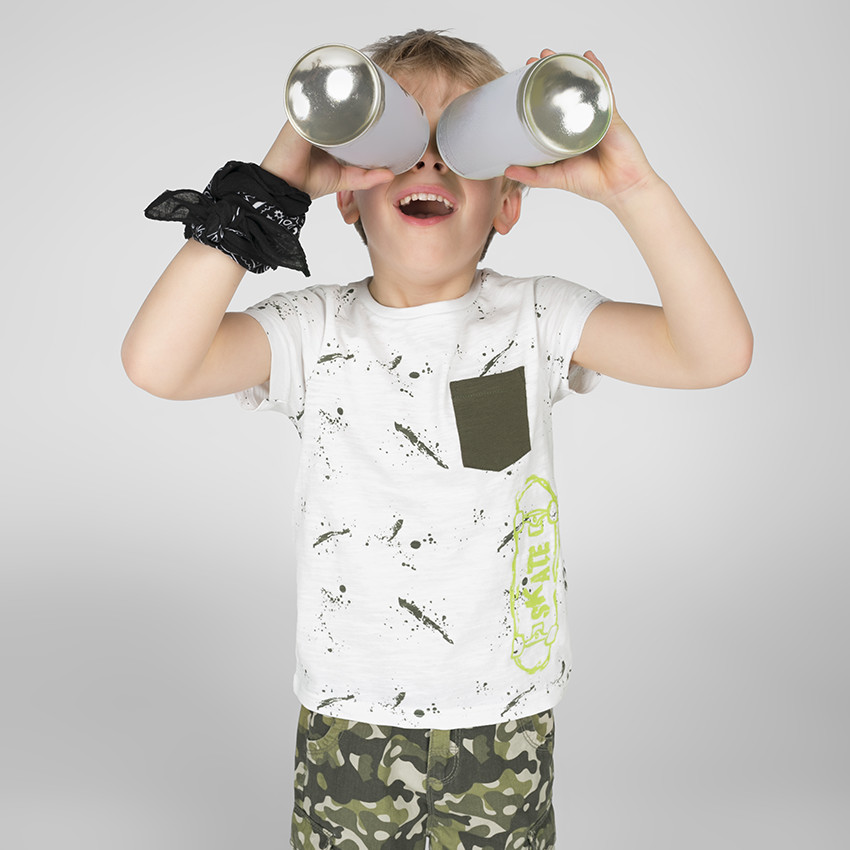 Bermuda en twill motif army avec poches à rabat 