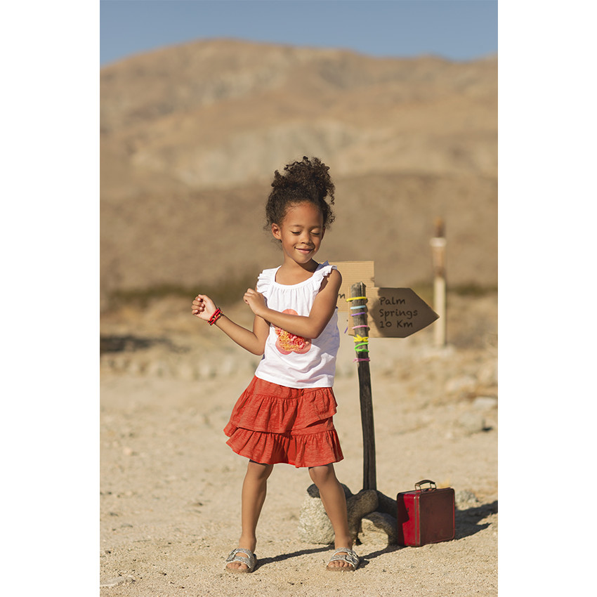 Débardeur volanté avec fleurs brodées en relief 