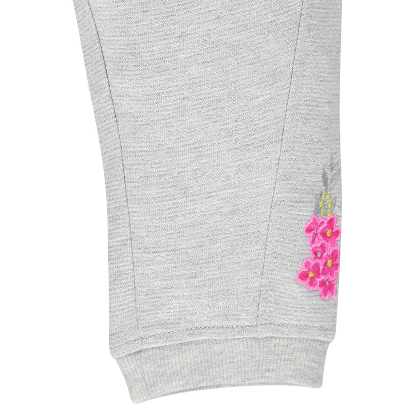 Pantacourt en molleton avec fleurs brodées 