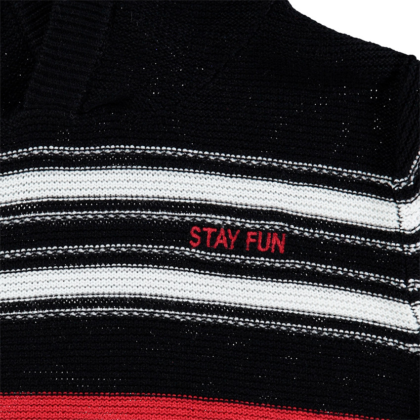 Pull à capuche en tricot avec rayures contrastées 