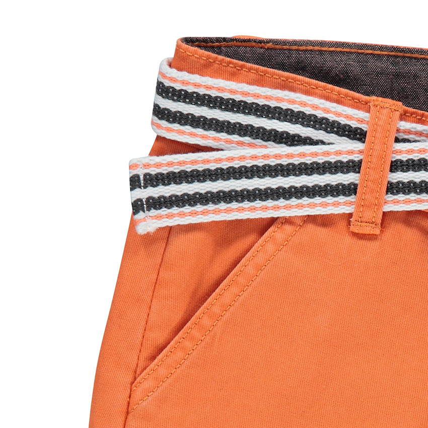 Bermuda en twill uni avec ceinture amovible ajustable 
