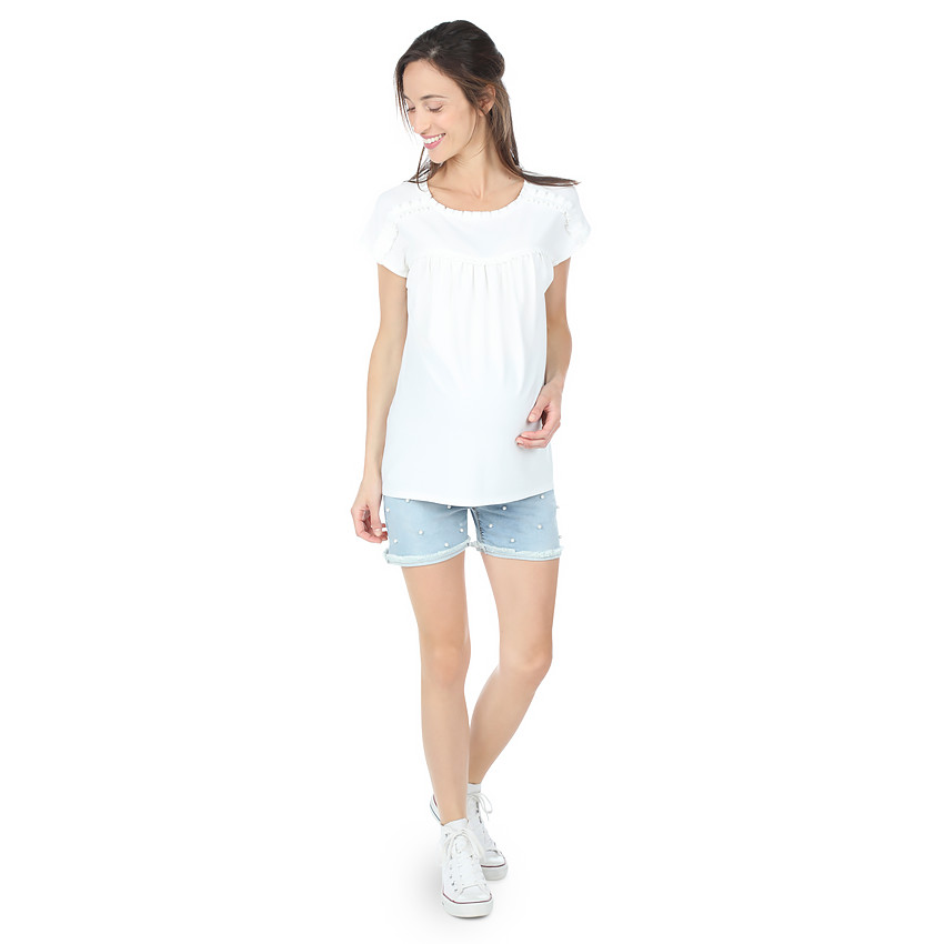 Short de grossesse en jeans avec perles rivetées 