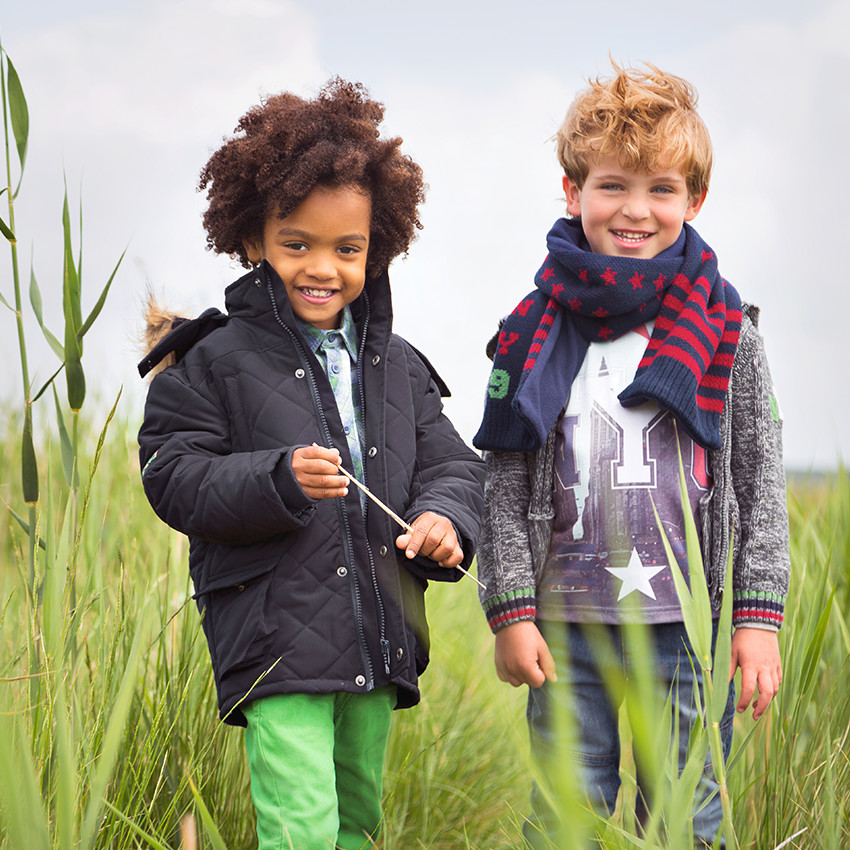 Echapre en tricot doublée micropolaire motif étoiles 