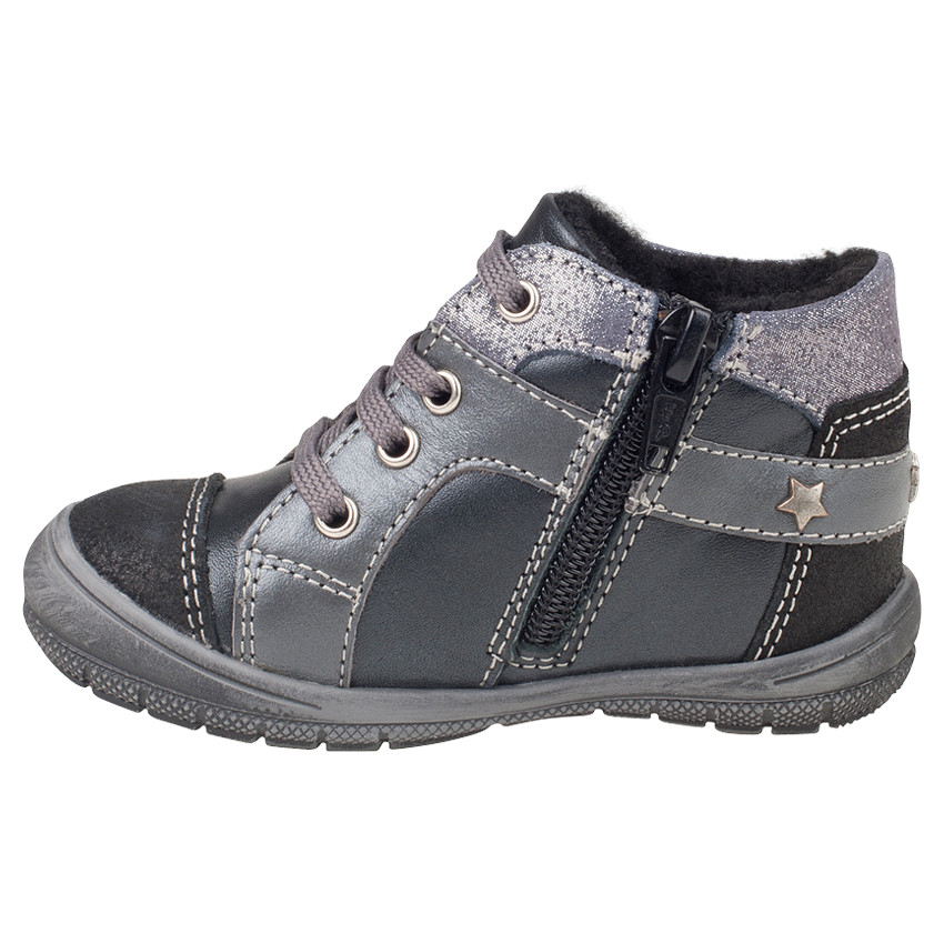 Bottillons en cuir à lacets, zip et rivets étoiles 