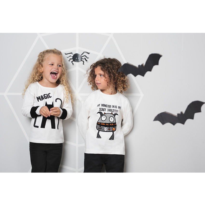 Tee-shirt manches longues avec sequins noirs et chat HALLOWEEN 