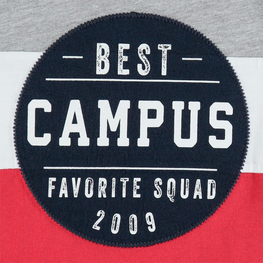 Ensemble avec t-shirt printé et bermuda à bandes 