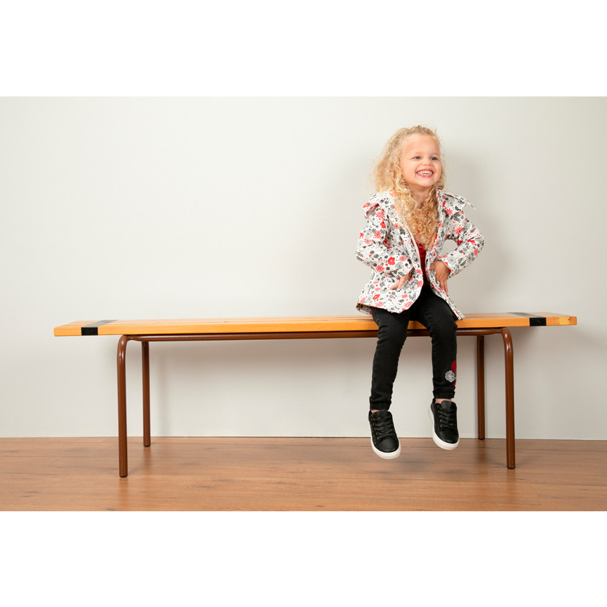 Jeans stretch coupe slim avec fleurs et frises brodées 